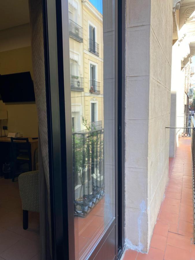 Hostal Ballesta Madrid Exterior foto