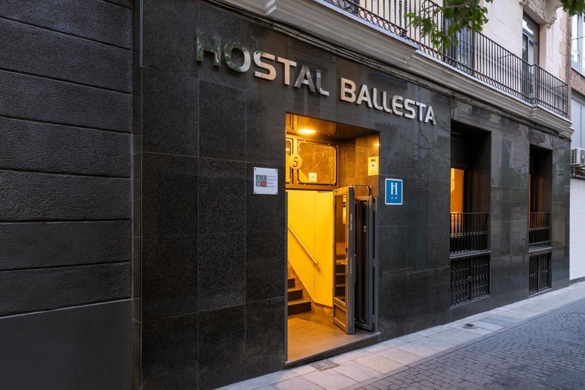 Hostal Ballesta Madrid Exterior foto