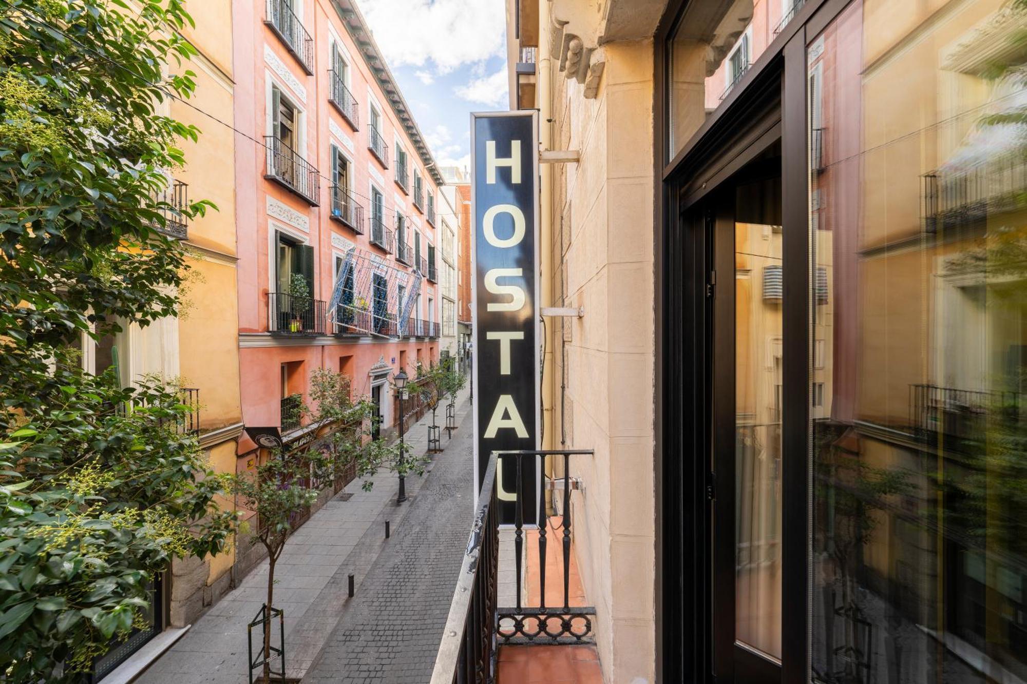 Hostal Ballesta Madrid Exterior foto